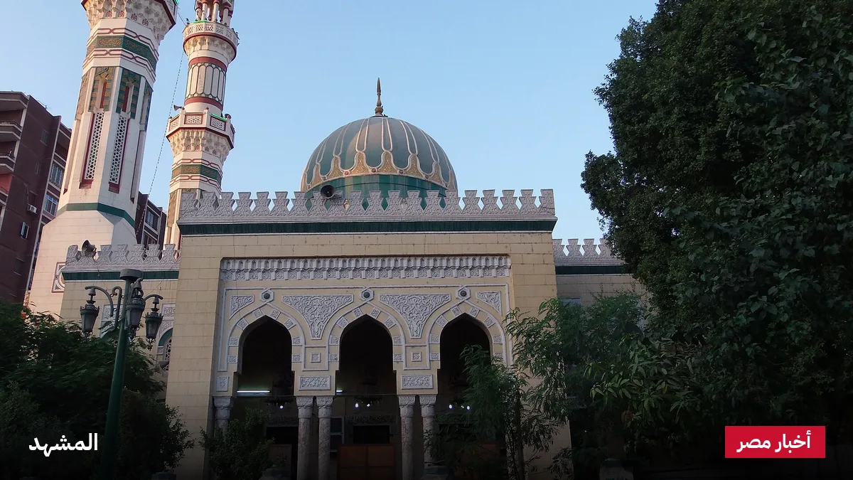 محافظ أسيوط يوزع أجهزة منزلية ومستلزمات الزواج على فتيات الأسر الأولى بالرعاية وكراسي متحركة لذوي الهمم